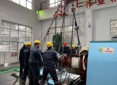 <b>指导优化施工方案；水电板块技术骨干利用枯水</b>