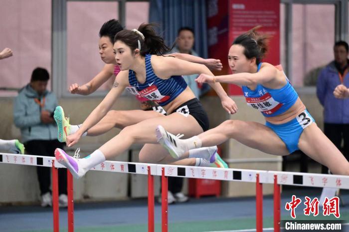 成都室内大奖赛60米栏8.22秒夺冠后，吴艳妮自评