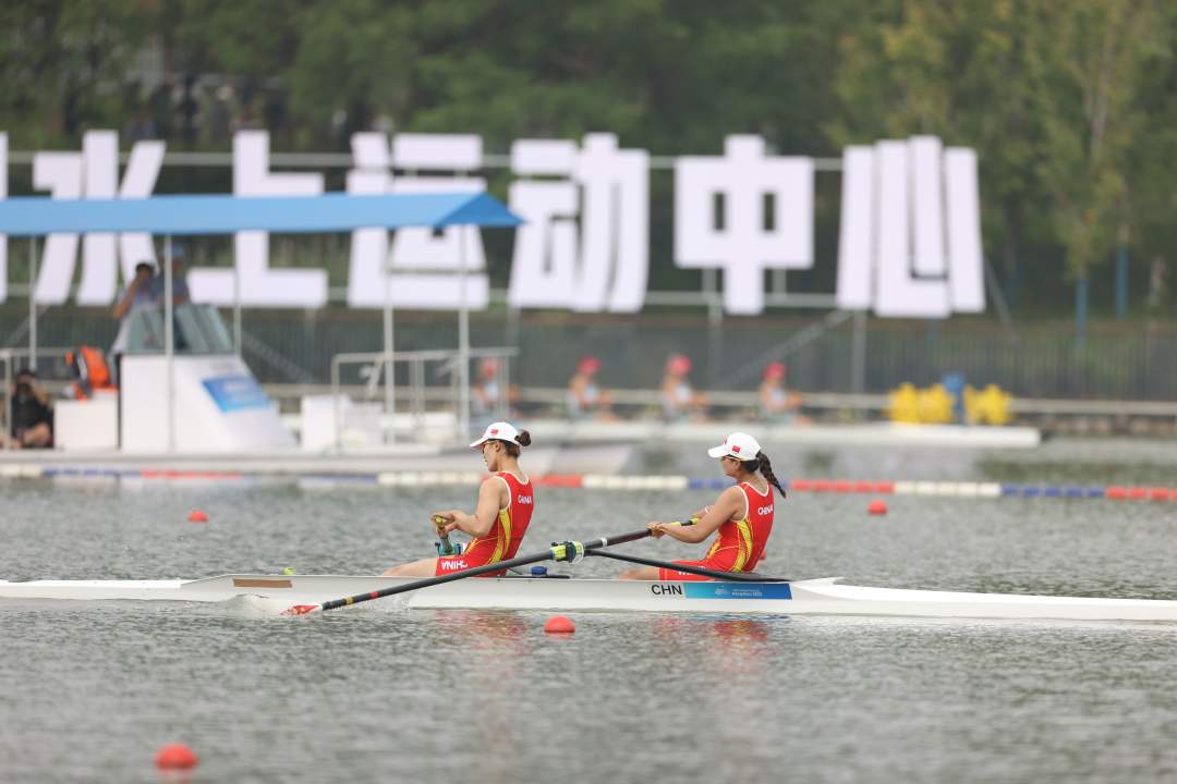 杭州亚运会赛艇女子双人单桨无舵手决赛落幕 中