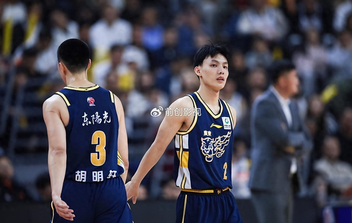广东男篮复仇告捷 徐杰爆发张皓嘉单节10分助队