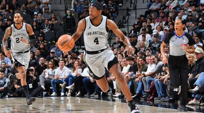 掘金客场力克马刺 西部排名格局生变