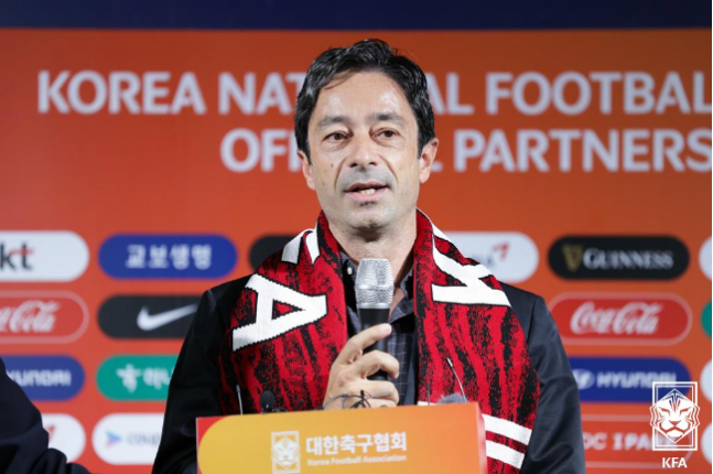 葡萄牙助教阿罗索言论引爆韩足坛风波